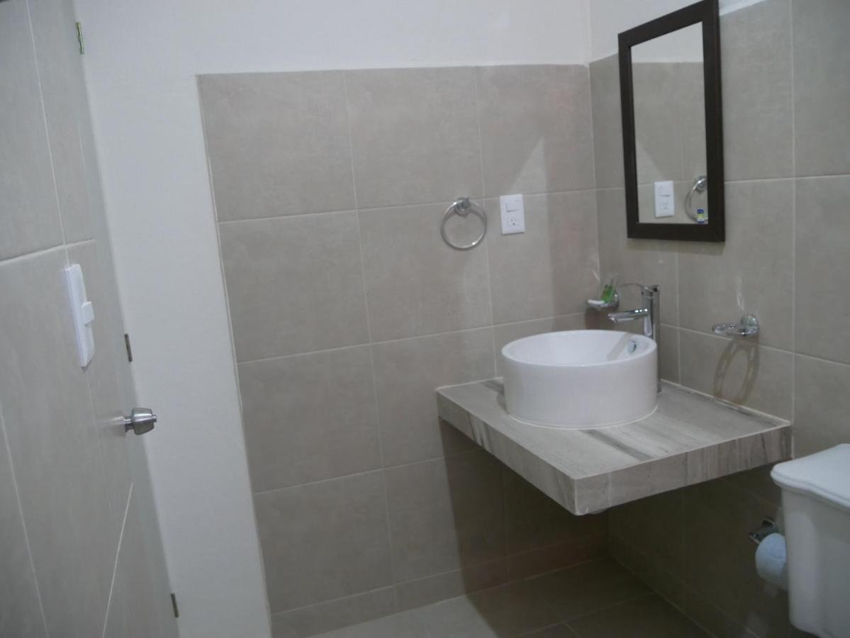 Hotel Real San Juan Suites Mérida Kültér fotó